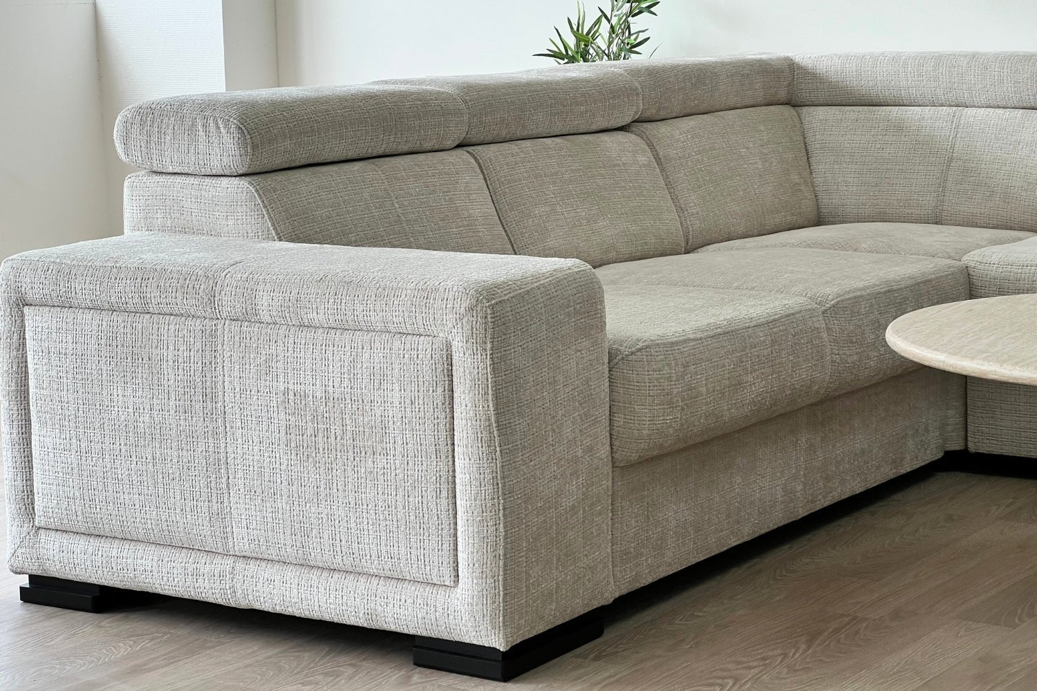 Canapé Karola Convertible Tissu Marbella Crème