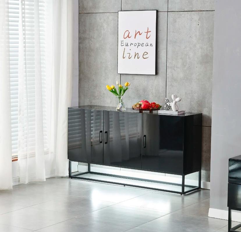 Buffet Alya – Bois Laqué & Pieds Noirs avec Éclairage LED