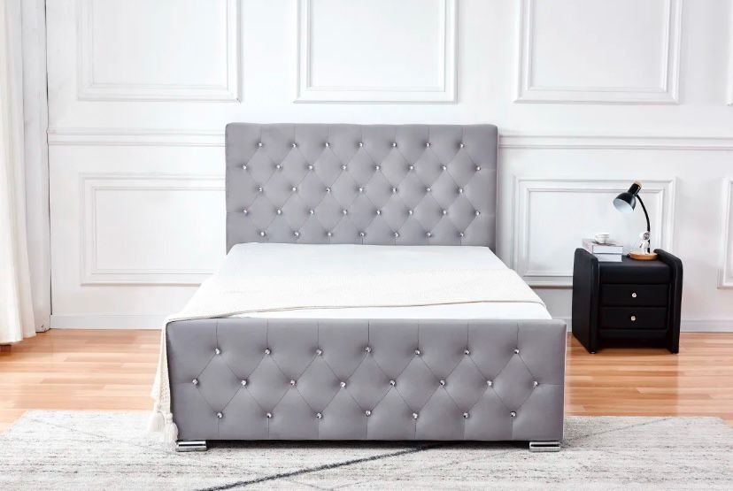 Lit Prestige Capitonne Avec Diamant  Velours