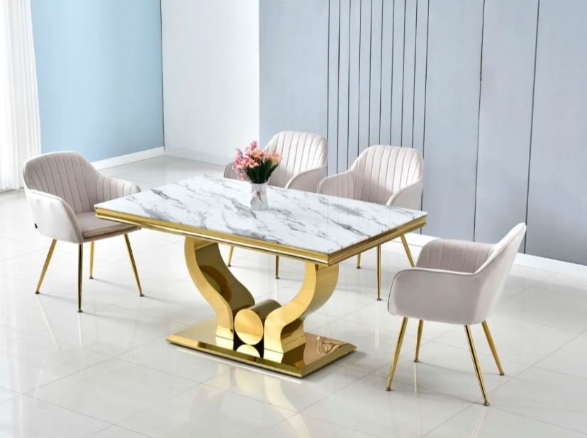 TABLE A MANGER TROFY
