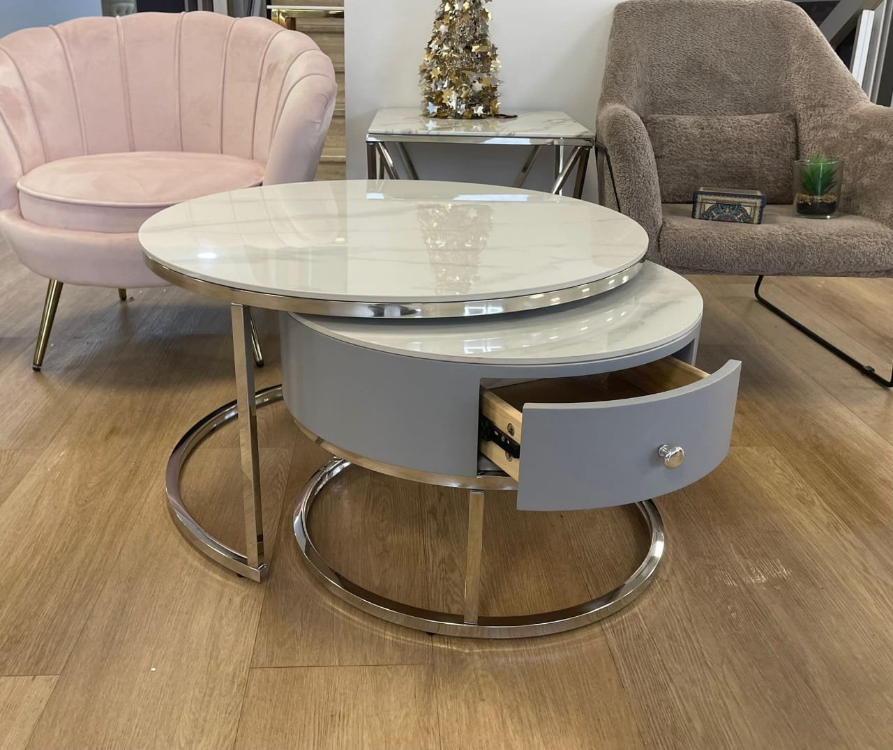 TABLE BASSE GIGOGNE NOVELA TIROIR GRIS PIEDS CHROME MARBRE BLANC